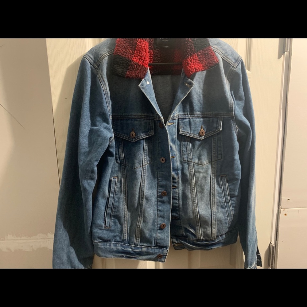 Denim jacket with plaid fur
